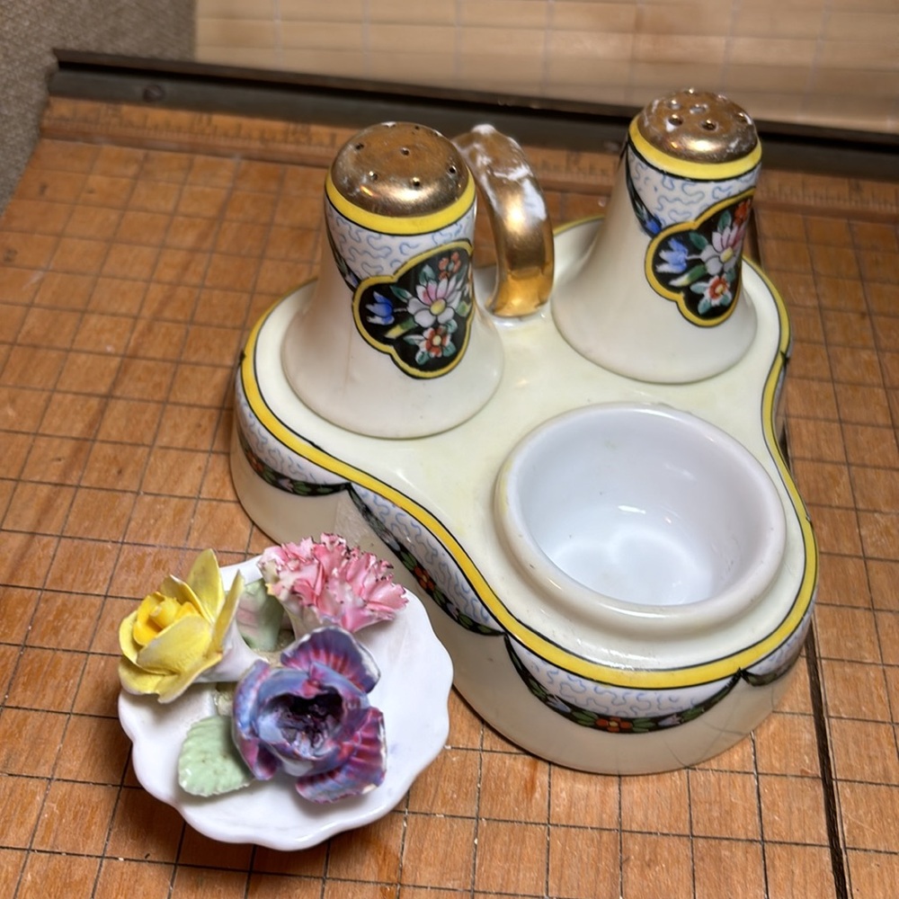 Noritake Japan Salt Pepper Caddy w Ceramic Flowers Decor by Golden Crown England